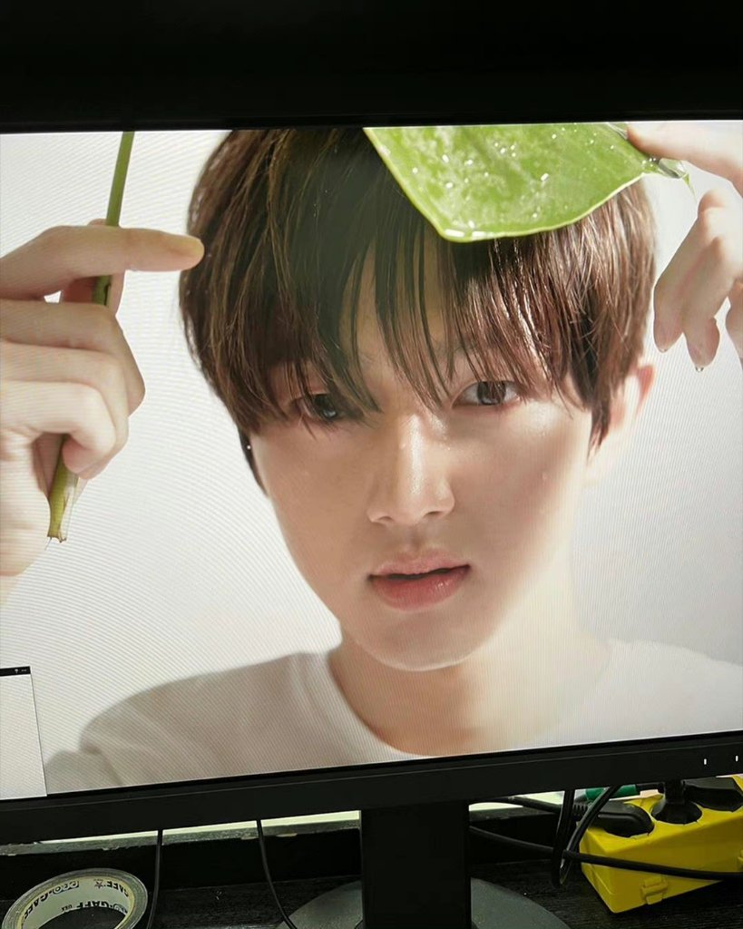 🍞

#재현 #봉재현 #골든차일드 
#BONGJAEHYUN #GoldenChild 
<a href="/GoldenChild/">GoldenChild (골든차일드)</a> <a href="/Hi_Goldenness/">GOLDEN CHILD</a>