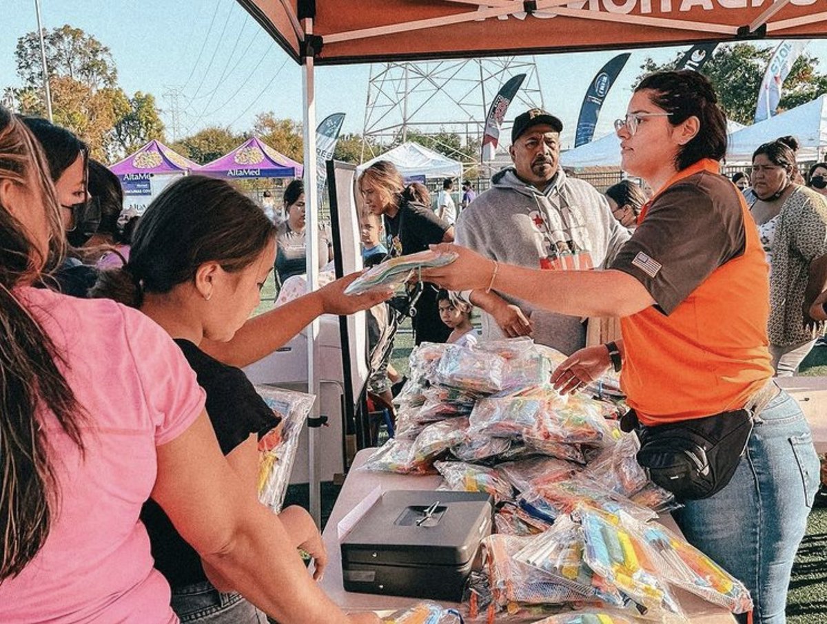 rjc_foundation's tweet photo. We were able to help more than 1000+ kids with their school supplies during this event. How amazing is that? 😁

#nonprofitorganization #rjcorganization #rjcorganizationusa #backtoschool #event https://t.co/Vaerm4Cbl7