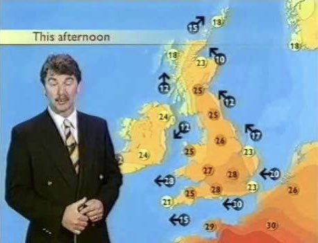 Schafernaker's tweet photo. It’s ridiculous how many have become obsessed with this “red map conspiracy”. We used thermal maps 20yrs ago too. There’s red in France to show intense heat in 2000. Even the discs were orange at 25°, now they are WHITE so it’s clearer. Everything looks different. Same in winter! https://t.co/f993yt0D0n