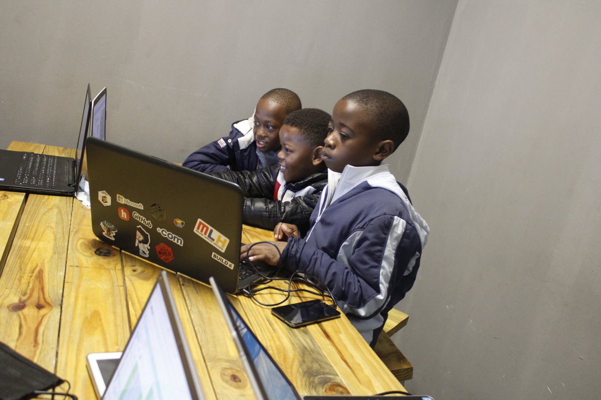 GirlsCodingAca1's tweet image. #codingboys #codingcompetitions