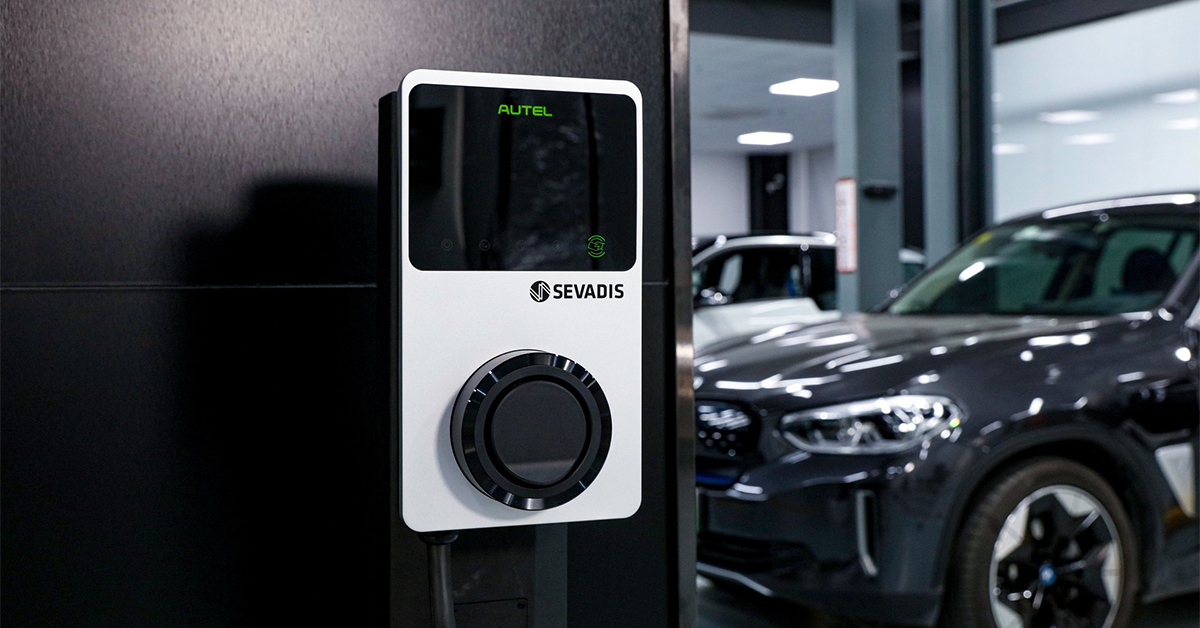 UK Construction Week tweet media