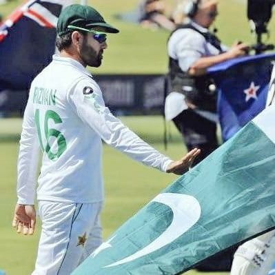 iMRizwanPak's tweet photo. Meri Zameen, mera aakhri hawala hai
So me rahoon na rahoon isko baarwer ker de

#IndependenceDayPakistan https://t.co/o2cixNW7R4