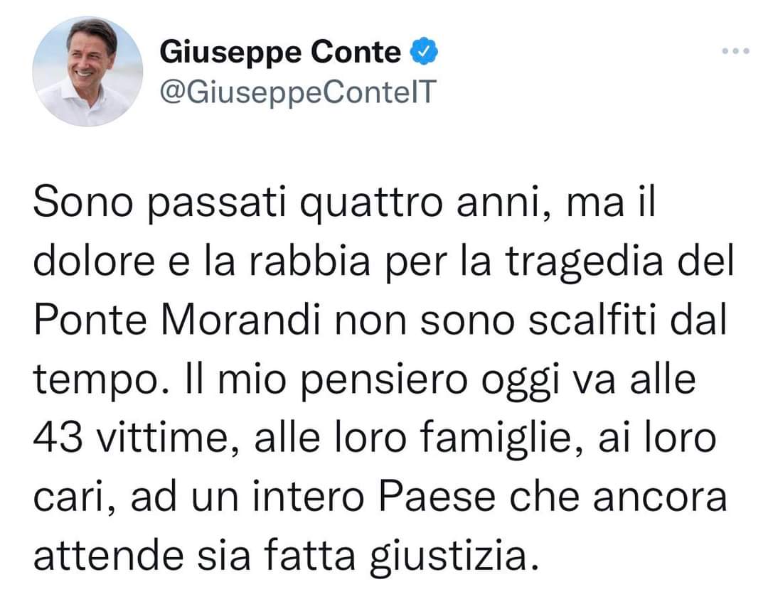 Giulianoxxxxxx's tweet photo. Per fortuna che c'era lei Presidente @GiuseppeConteIT, insieme a @DaniloToninelli siete stati vicini alle famiglie e costruito il ponte in un anno. Non oso immaginare se ci fossero stati gli altri, chissà quanti milioni già "spesi" e con a terra ancora le macerie. 
#IoVotoConte✨ https://t.co/iEmzHUlbaB