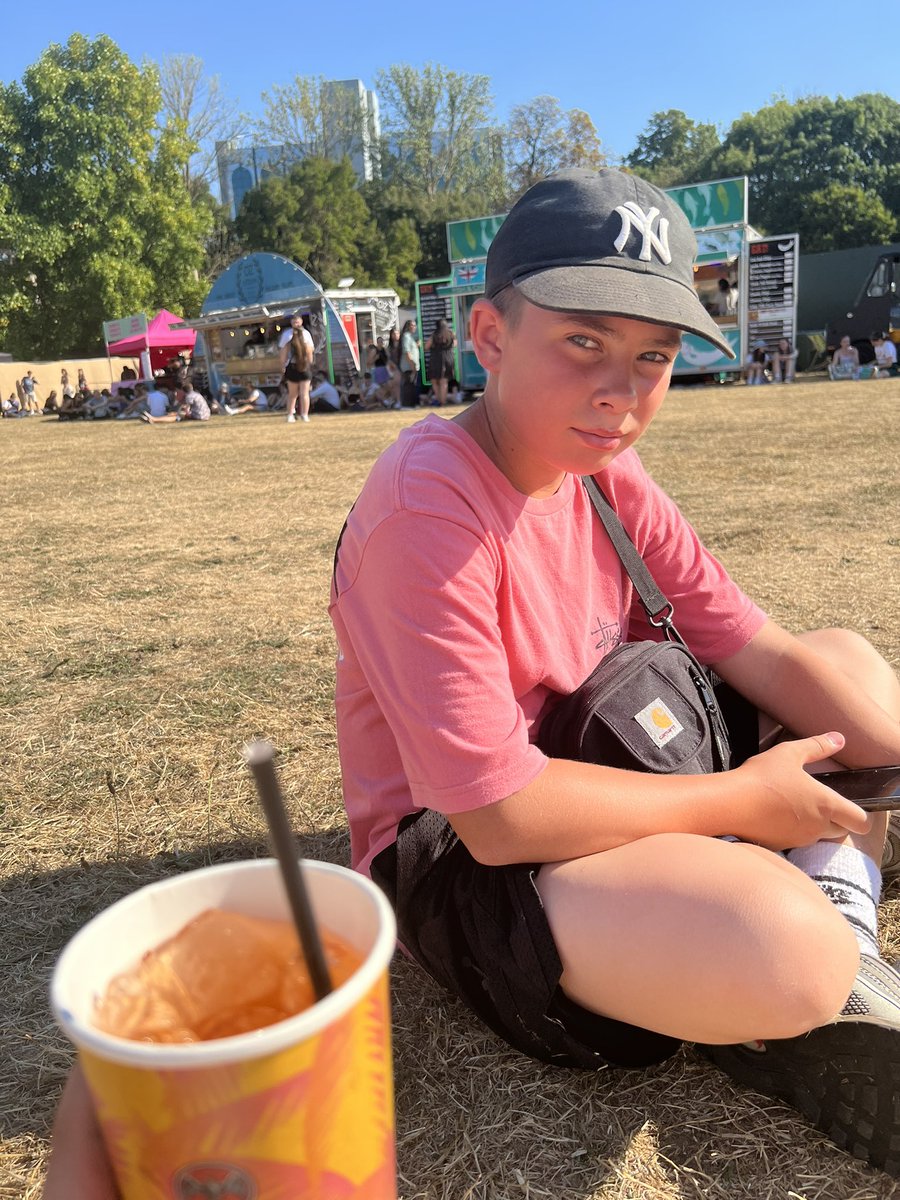 millynewyy's tweet photo. Supposed to be the responsible adult… #REXINLONDON https://t.co/MsBWrctgYi
