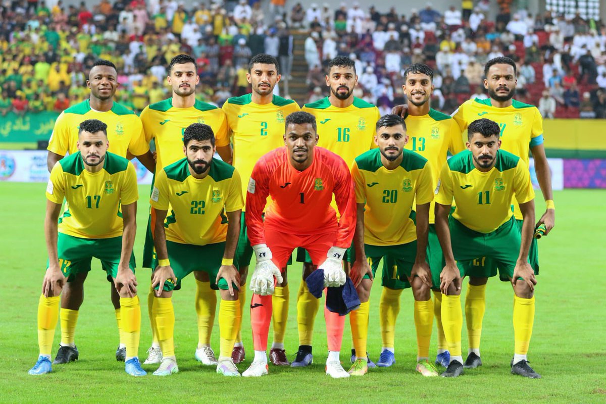 ammar_almoosawi's tweet photo. #نادي_السيب على بعد ثلاث مباريات لتحقيق أول بطولة قارية في تاريخ الكرة العُمانية 
22 يوم فقط تفصلنا عن مواجهة نصف نهائي غرب آسيا أمام العربي الكويتي شركات الطيران لم تفعل شي حتى الآن لمساندة ممثل الوطن ..
ولكنها استطاعت بكل بساطة توفير 48 رحلة يوميا إلى الدوحة أيام فترة المونديال https://t.co/RzQvB9TRy0