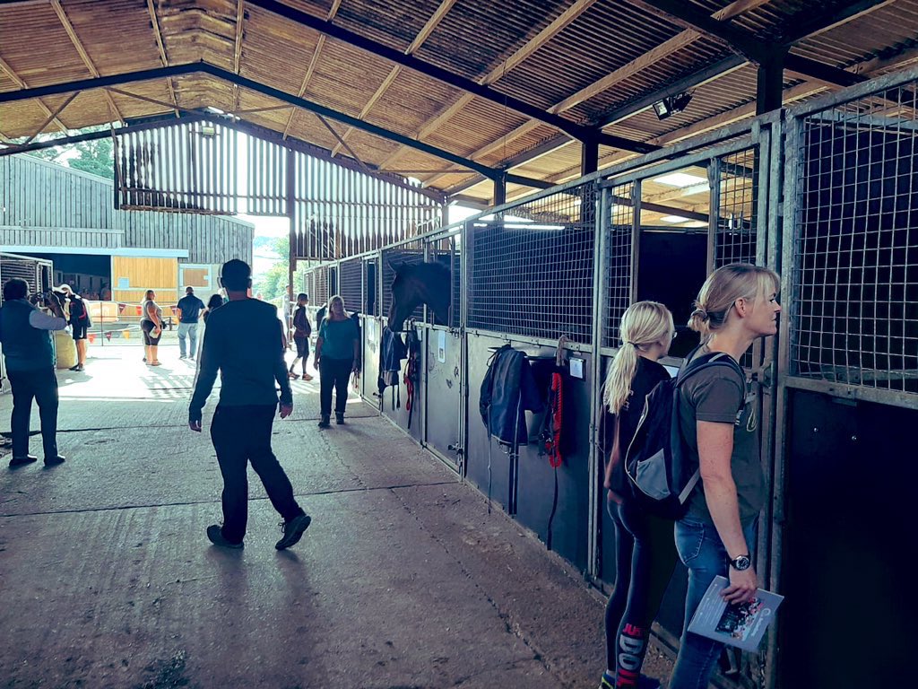 DDennisracing's tweet photo. DD Racing are excited to be apart of the #NationalRacehorseWeek with an Open Day on Sunday 11th September at Edgcote Oxfordshire. To book your space please click on the link below https://t.co/FG7efetxiX #bepartofit #4weekstoday #openday #HorseRacing https://t.co/BM0INPsqKg