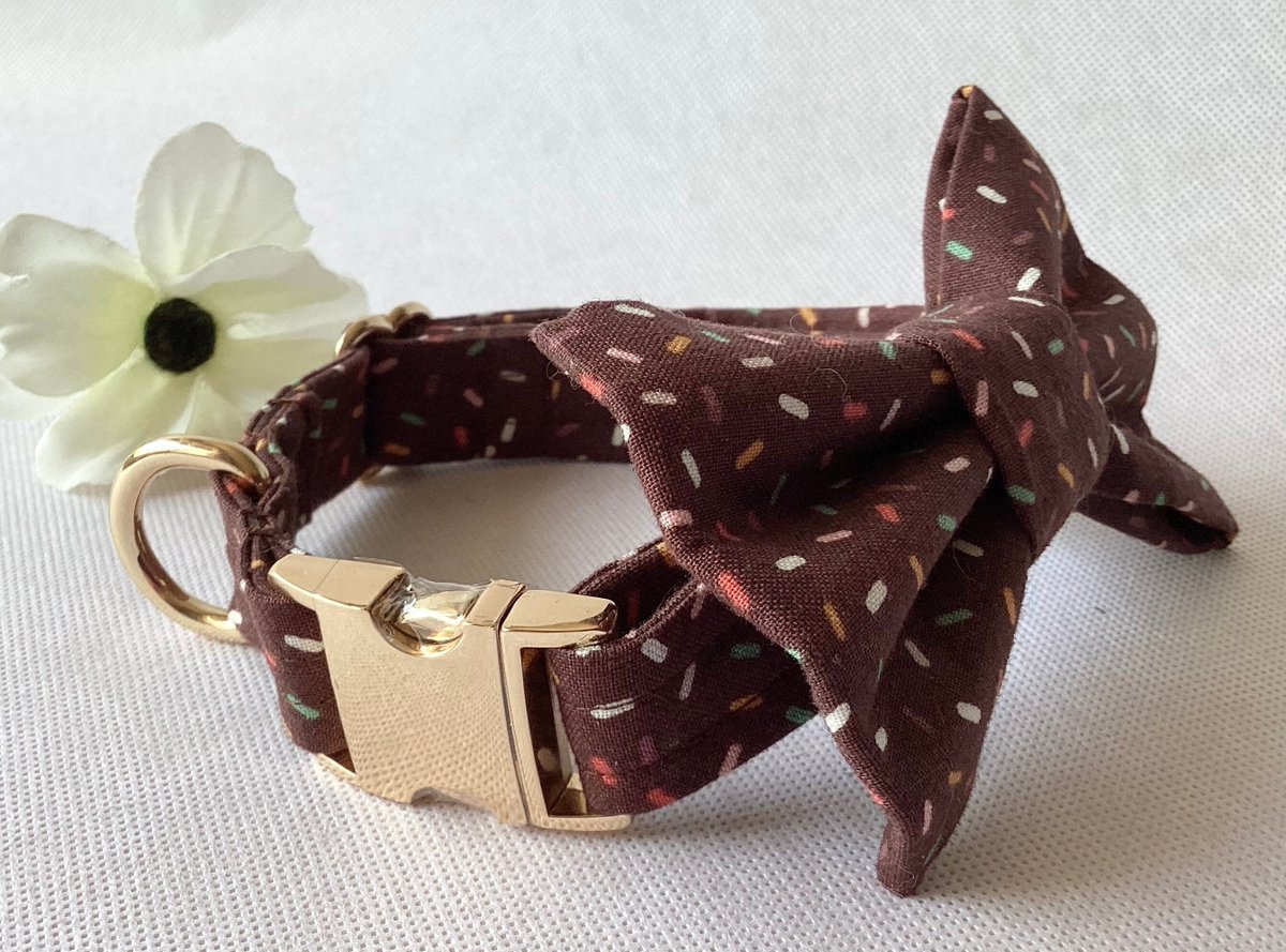 Fineequine1's tweet photo. Excited to share the latest addition to my #etsy shop: Handmade “ sprinkles “ dog collar with removable bow tie gold hardware small medium size https://t.co/dZNnnk1a8y #brown #gold #dog #collar #withlovebyeviebeavie https://t.co/SMFfJXYnkx