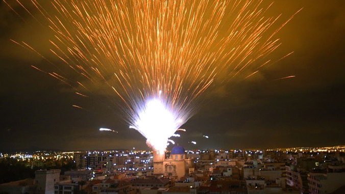 🚨 La Nit de l’Albà se celebrará este lunes 15 de agosto, desde las 23:15 horas.

#ElxenFestes #Elche #Fiestas 

📸 <a href="/ajuntamentelx/">Ayuntamiento de Elche - Ajuntament d'Elx</a>