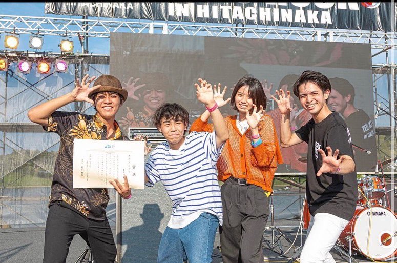 hikariband_2020's tweet photo. TEENS ROCK IN HITACHINAKAで準グランプリを受賞しました！
直前にメンバーが出られなくなり出来る事を精一杯頑張りました！
沢山の人の支援があり取れた準グランプリです。
応援してくれた方々本当にありがとうございました！ https://t.co/O72Vr2MWh4