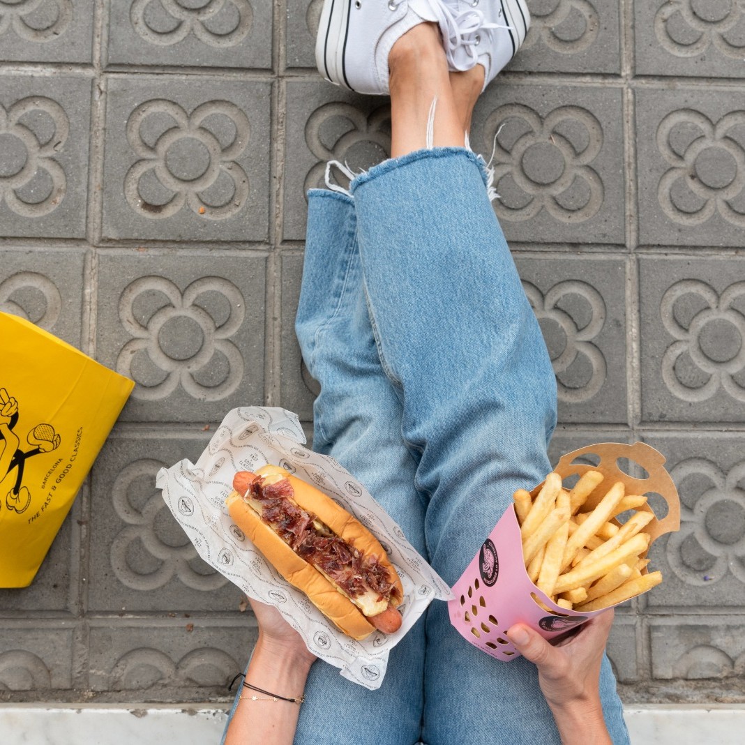 En casa, en la playa o en el parque 😉 Pide tu Pibe para Delivery o Take Away a través de nuestra App y ¡cómetelo donde quieras! 🤤

📲 ¡Descárgatela en el link de nuestra bio y pide ya!