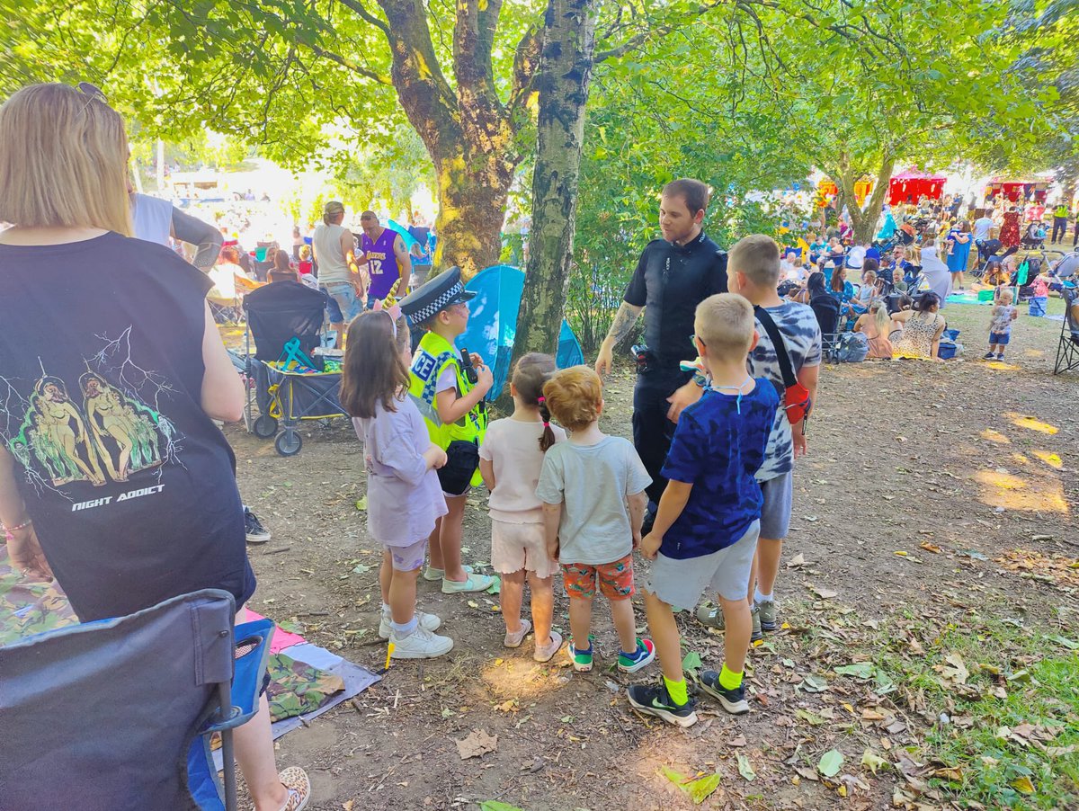 WYP_CiPLO's tweet photo. An important part of policing is engaging on a fun basis with the community. Our amazing @WYP_WDSpecials were doing just that at Friarwood Music Festival yesterday.

Thank you to all of you for giving up your Saturday to be there. It’s genuinely appreciated 💫💫💫💫 https://t.co/S5kLd1s9rf