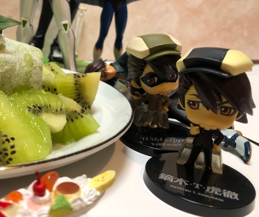 raijinko's tweet photo. 虎徹さん🎂おめでと〜!
こういうの全く慣れてないから、顔きれてるわrising徹さん後ろでズッコケてるわでドタバタでした…。
一番焦ったこと→「ケーキが!ケーキがあったかくなる!」
#WTSBDP
#ワイルドに祝うぜ2022 https://t.co/wp7ttivb9q
