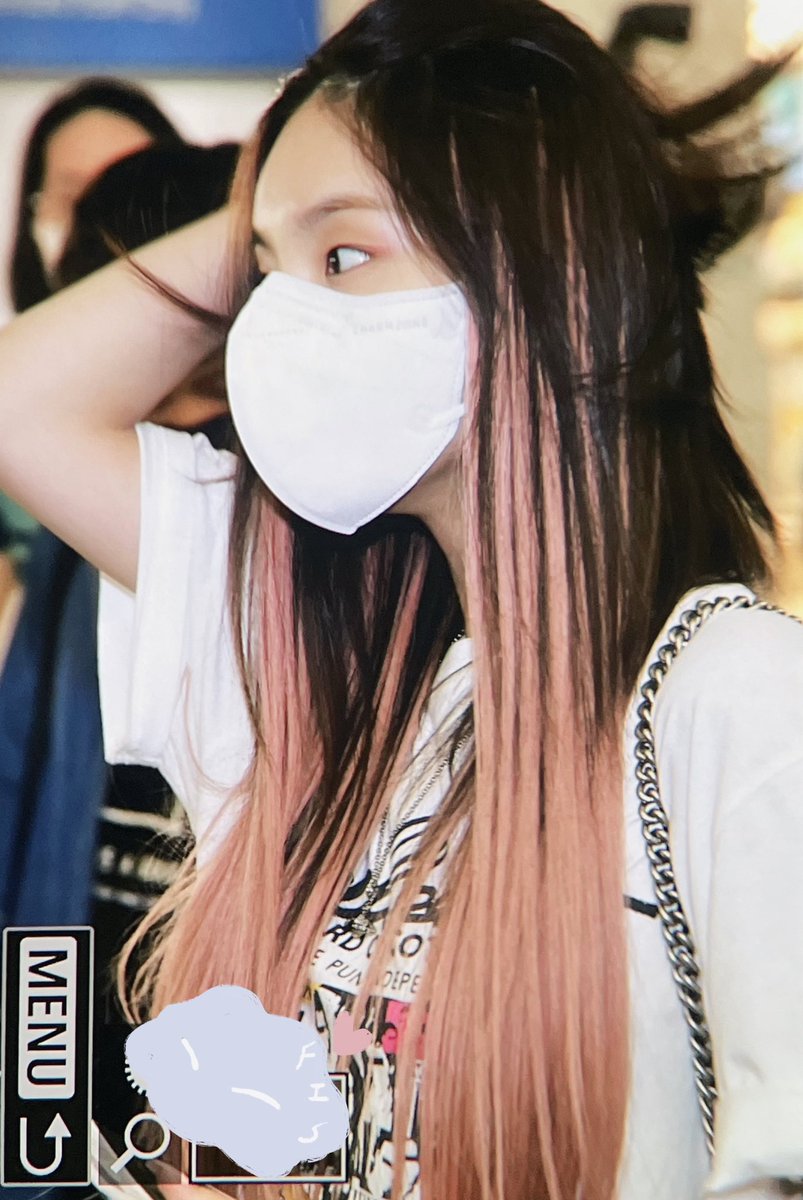 220814 ✈️ 

#YEJI            
#예지            
#ITZY             
#있지