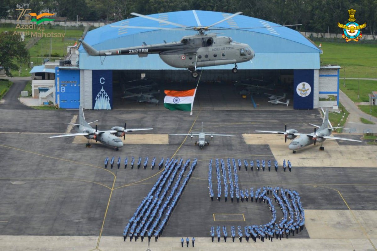 IAF_MCC's tweet photo. Indian Air Force with the #Tiranga

#HarGharTiranga
#AzadiKaAmritMahotsav https://t.co/i5JyaaWXtC