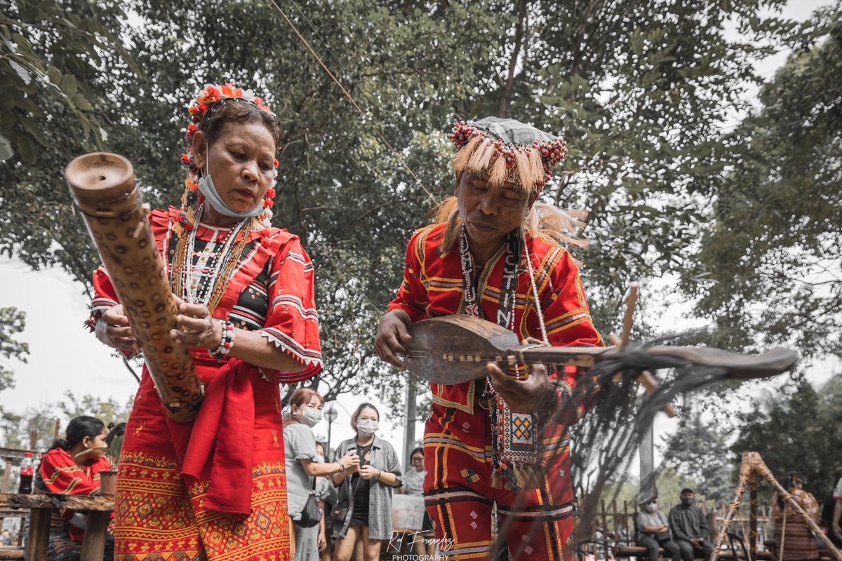 rod_dafourth's tweet photo. indigenous people from the Ata Manobo tribe of Davao del Norte in the Philippines performing for tourists at the Kadayawan Tribal Village.
#kadayawan
#davaocity
#indigenouspeople
#manobo
#Philippines
@DavaoCity @kadayawanfest @KadayawanDavao https://t.co/KU05n8LzDU