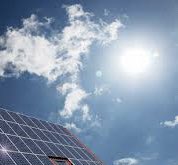 JJRutten's tweet photo. Toch even reclame. Van gas naar inductie gegaan en zonnepanelen laten leggen. Leuk om te zien dat de zon direct energie teruggeeft 🌞Enthousiast over het bedrijf Zelf Besparen: snel en goed advies #verduurzamen #zonnepanelen https://t.co/KLRdlaq8J2
