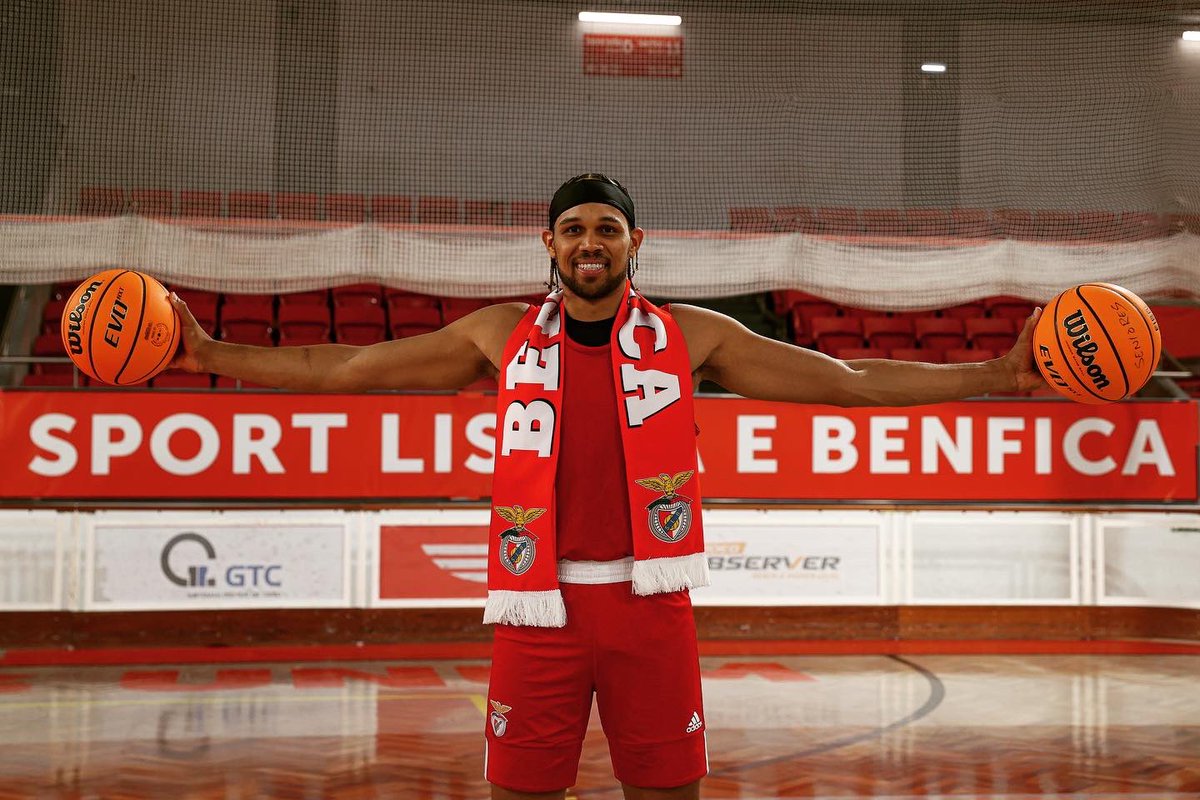 ifalmeida's tweet photo. Proud to announce that I will be playing for @SLBenfica for the next 2 seasons 🔴⚪️🦅
#elCONDOR96 https://t.co/INN5NNO3Hz