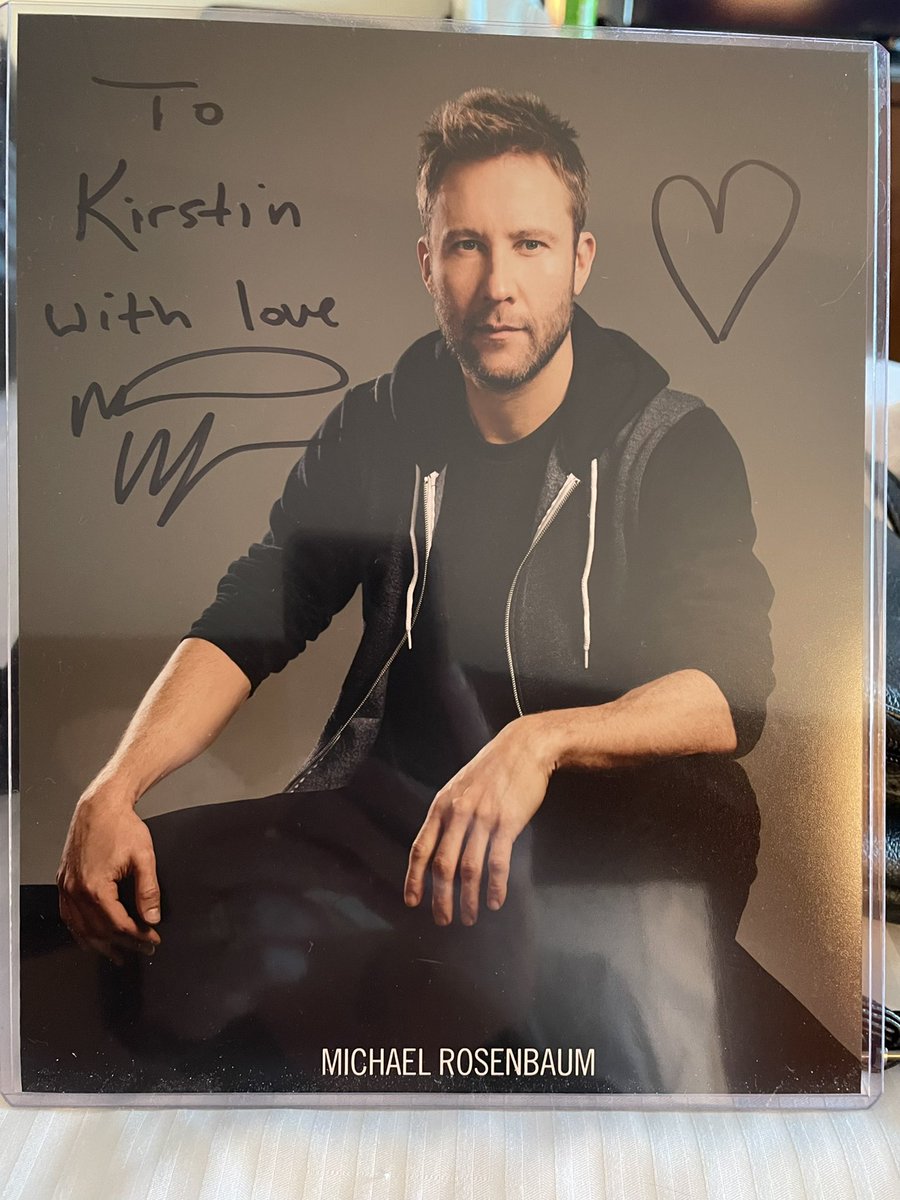 Ladienyte's tweet photo. Huge @CW_Smallville fan for 21 years! I met the incomparable  @michaelrosenbum and my daughter and I met @RealTWelling at @FANEXPOBoston! Made our whole weekend! Thanks for the memories! https://t.co/4C07xJTyFT