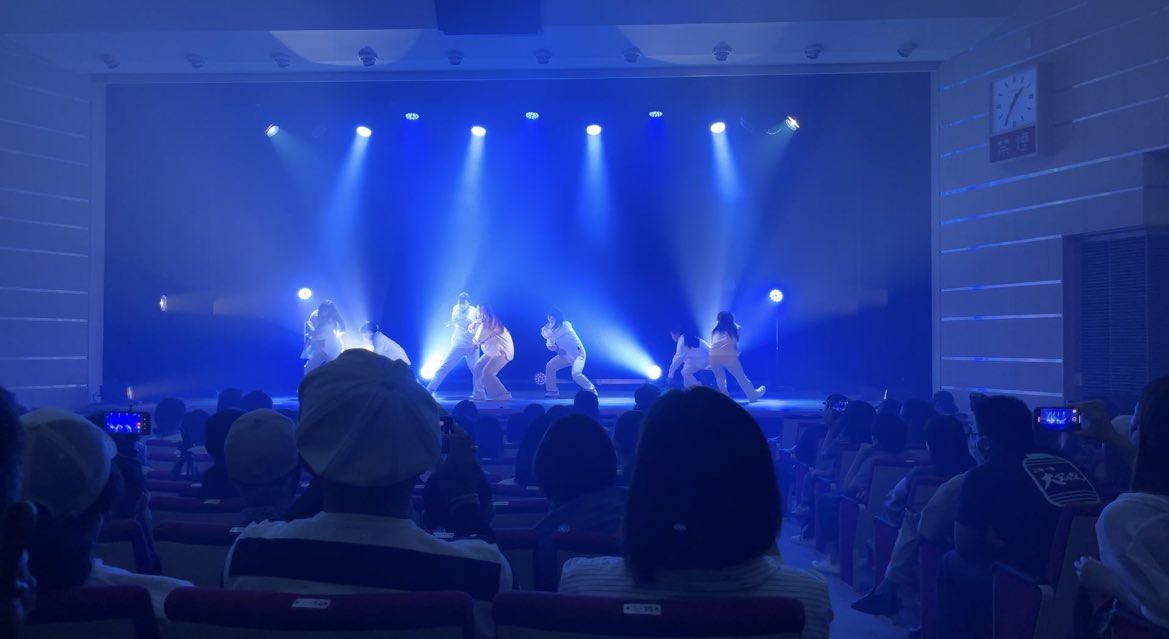 NVA_dancer's tweet photo. 🌟A.R.D.S 第3回 ONSTAGE🌟

Special Guestとしてダンサーコース1年生が出演いたしました😊✨
初めての1年生作品❗️
練習時間が限られてる中よく頑張りました👍🏻

A.R.D.Sさん
素敵な機会をありがとうございました😭
ダンサーコースこれからも頑張って参ります🔥 https://t.co/87nTIFhRqb