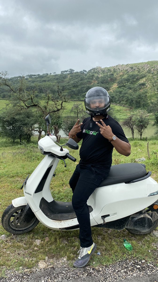ajitalmighty's tweet photo. Completed @OlaElectric’s #FreedomRide challenge.

Just loved the ride with awesome weather of Jaipur.

Thank You @bhash Let’s #EndICEAge #GreenRevolution https://t.co/Om4V6kiUYU