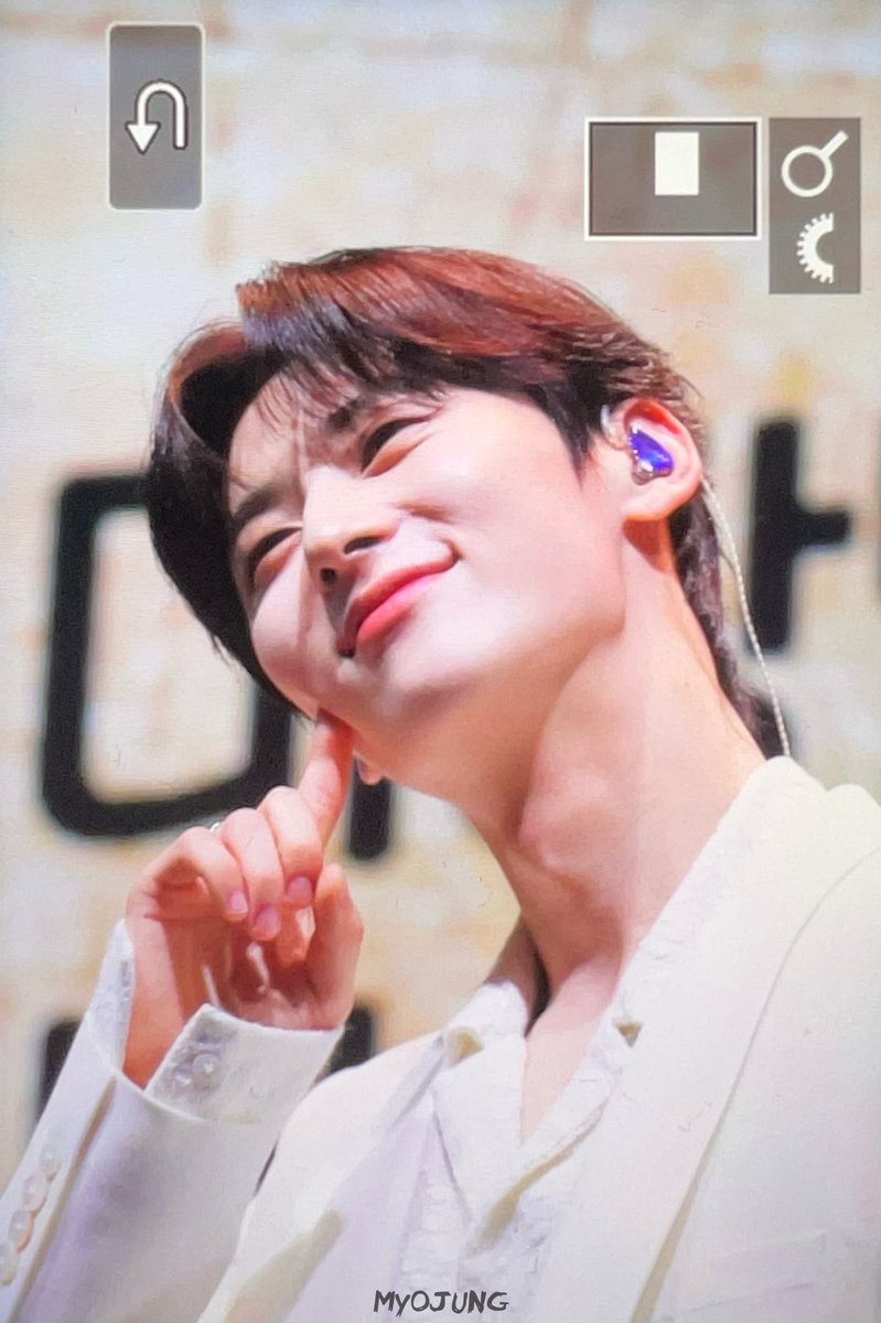 妙淨 : 묘정 tweet media