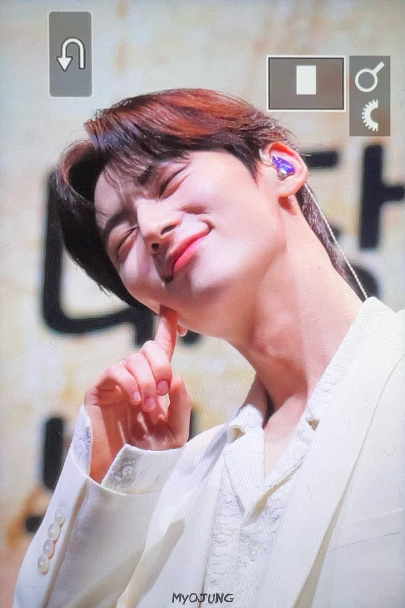 妙淨 : 묘정 tweet media
