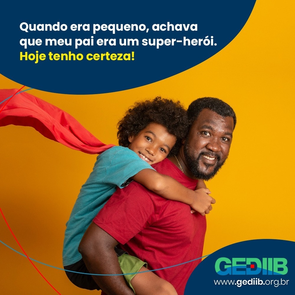 gediib_oficial's tweet photo. 👨👧👦 Quando eu era pequeno, achava que meu pai era um super-herói.
❤ Hoje tenho certeza!
😘 Feliz Dia dos Pais!
.
.
.
#gediib #diadospais https://t.co/zcDbzPVv66