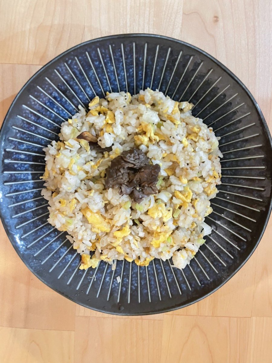 悪魔のガーリックチャーハンです👿
チャーハンはガーリック派です。
ラーメンはニンニク派です。

#給食番長 #給食 #番長 #メシバンチャンネル #ガーリック #チャーハン #ニンニク

mobile.twitter.com/meshibancho

instagram.com/meshibancho/

youtube.com/channel/UCBItQ…