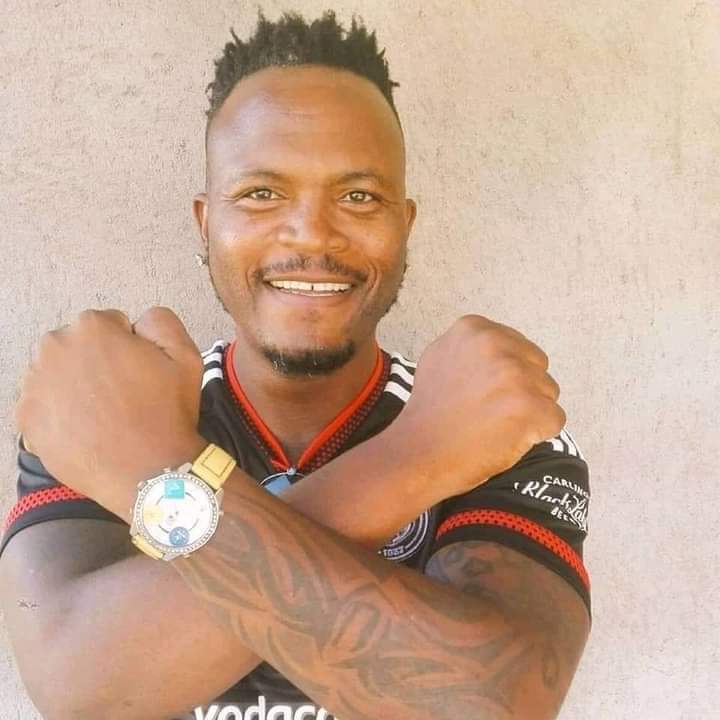 Bani bumenemene Mnguni <a href="/realMadumane/">ARoseFrom A Concrete</a> sidliswe nguwe itolo😅😅😅😅😅