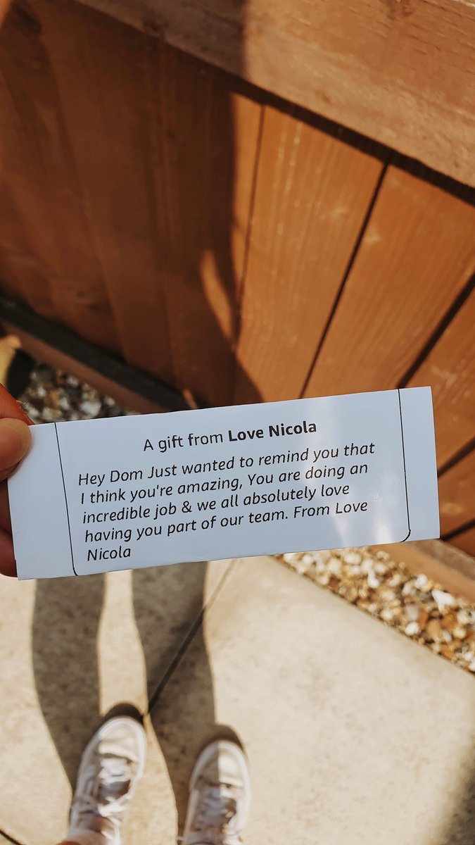 DominiqueDemps6's tweet photo. What a lovely little suprise this morning from @NicolaMcCorm1ck its honestly the little things for me! I genuinely can't say enough but I love my job and my team 💗 thankyou so much xxx https://t.co/aKgoEIvocm