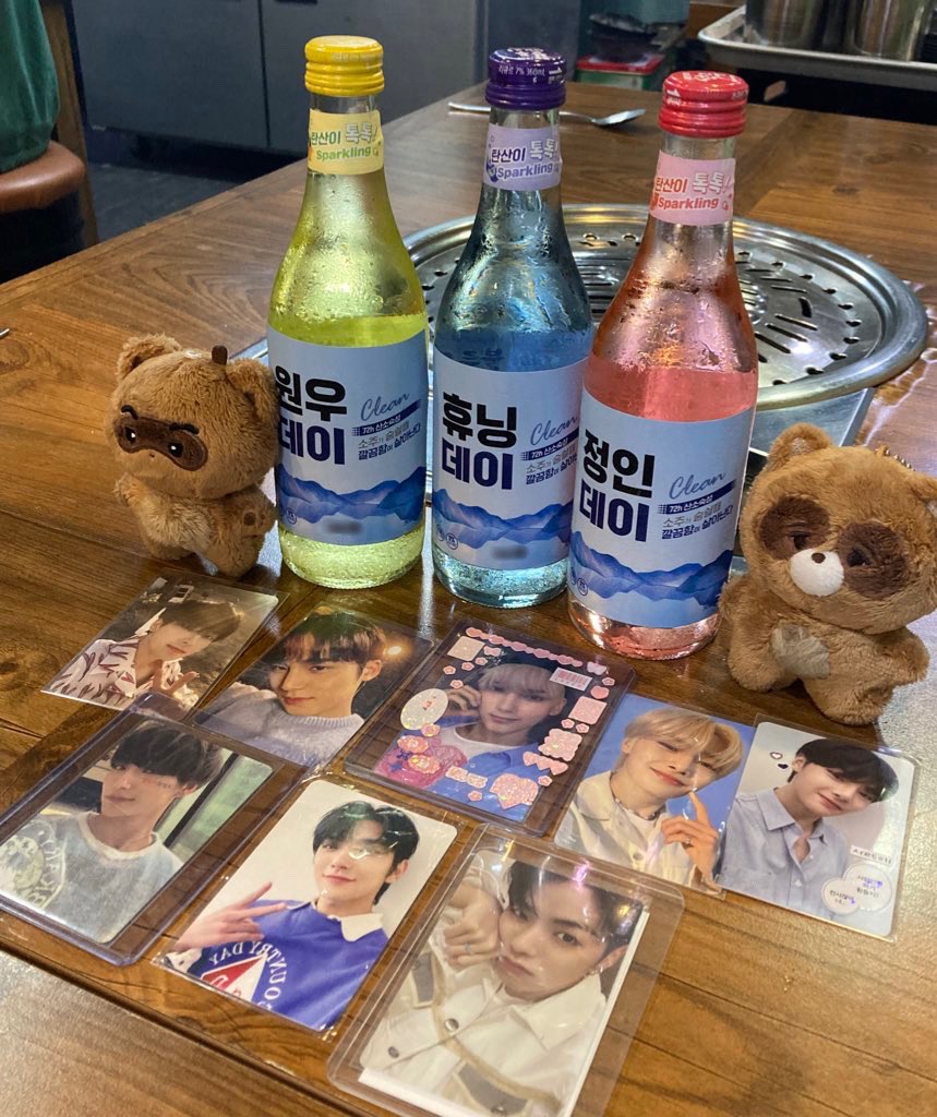 dkrlqkdd's tweet photo. 📍용산 마라돈왕주먹고기 

"왜 울어?"
'남자 때문에..'
"왜 우냐니까"
'남자 때문이라고 했어...'

이 여자들 영원히 케이팝 했으면 좋겠다... https://t.co/bo5Z84CgjP