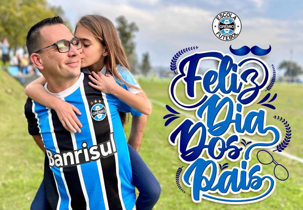 Feliz dia para aqueles que são nossos super protetores e nossos melhores amigos. 💙 #diadospais