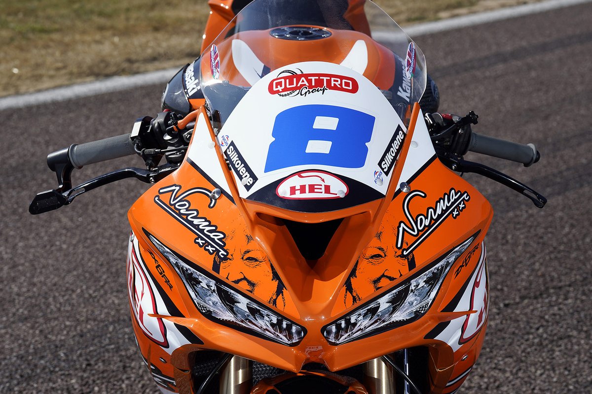 MCNSport's tweet photo. Gearlink Kawasaki are paying tribute to the late Norma de Bidaph for the team's home round at Thruxton with a special orange livery. Have you spotted Luke Stapleford this weekend? 📸@Impact_Images #ThruxtonBSB https://t.co/uVDJrOCzoV