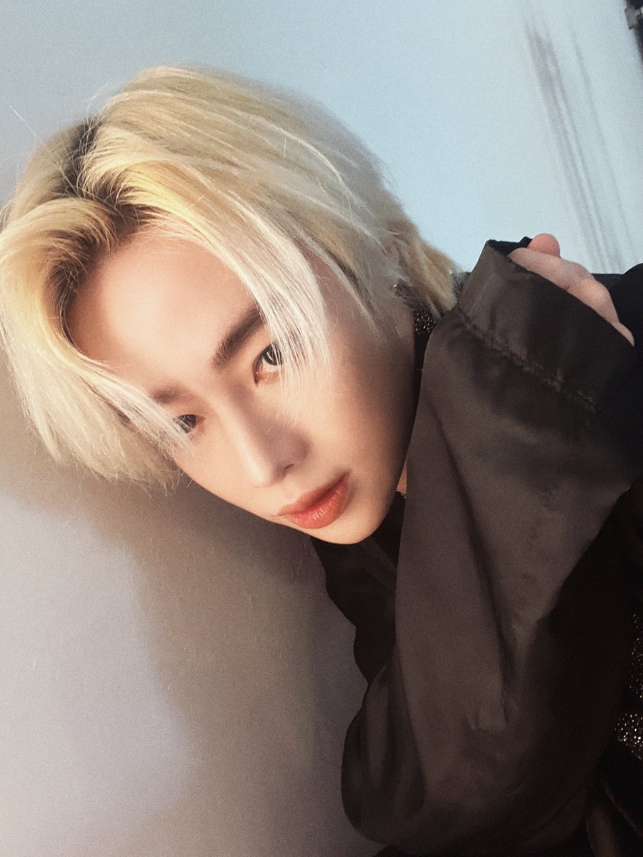 HanbinTrends's tweet photo. [ HANBIN B-CUT OF THE DAY 🌻 ]

Excuse me Hanbin!! Why are you making love you even more! 😍🌻Please don’t attack my heart like this!! 😭❤️🫶

#TEMPEST #템페스트 #HANBIN #한빈 #HANBIN_TEMPEST #템페스트_한빈 
 @TPST__official https://t.co/BRZGvU50kU