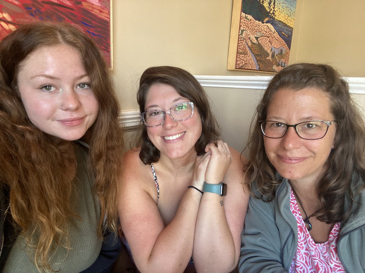 daynabrowndolan's tweet photo. Another August camping/family reunion/vacation in the books! #chewonki #Maine https://t.co/ufIh3zrxoW