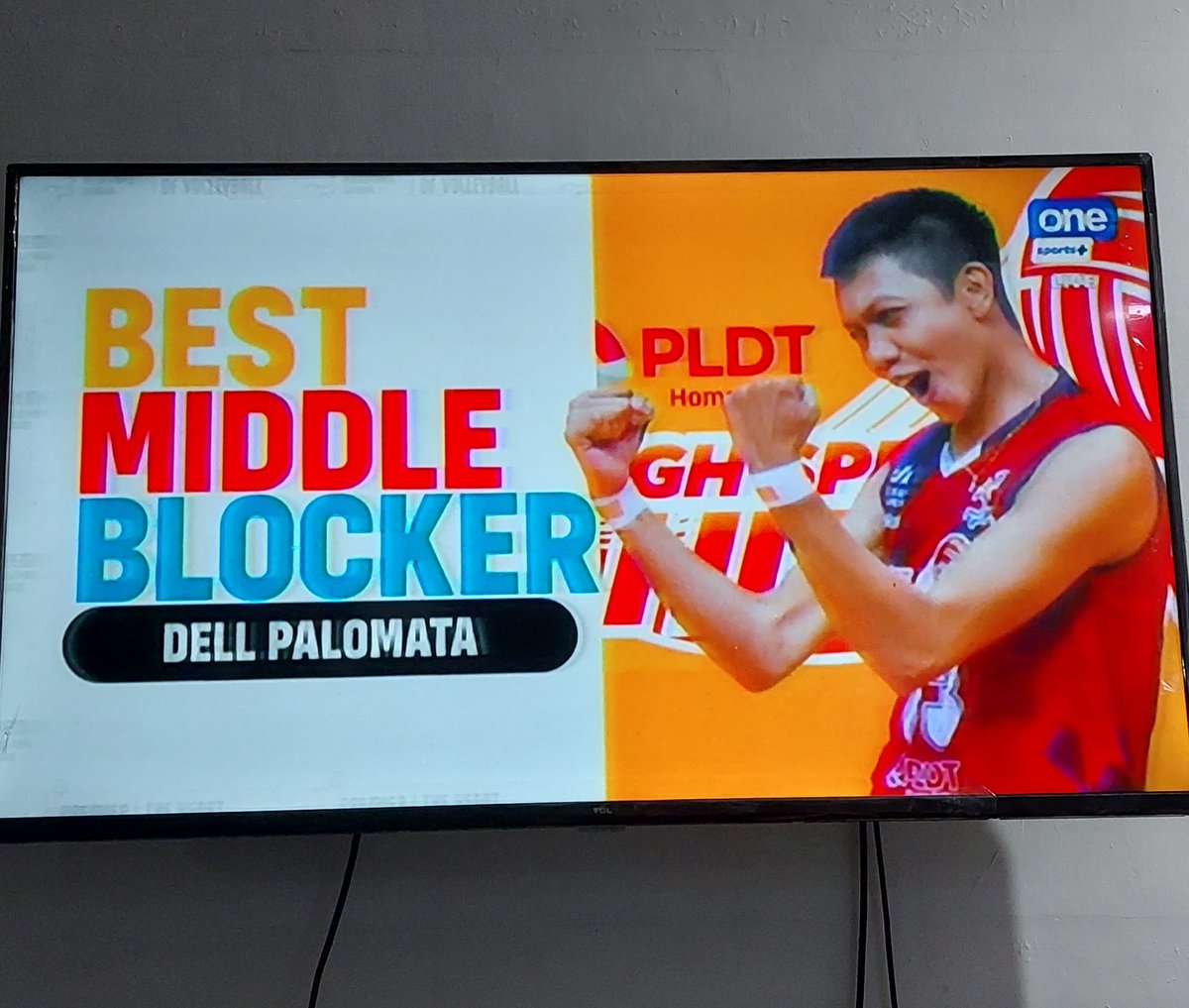 anikamanika0929's tweet photo. Best middle blockers come from PLDT. woohoo! Mika Reyes Dell Palomata well-deserved! #pvl2022 #mikareyes #palomata https://t.co/GckXv7iH32