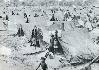 Birbvll's tweet photo. Ricebag Rozario's Refugee Rishtedars in

Bangladesh vs West Bengal https://t.co/jiVeQBfb2b