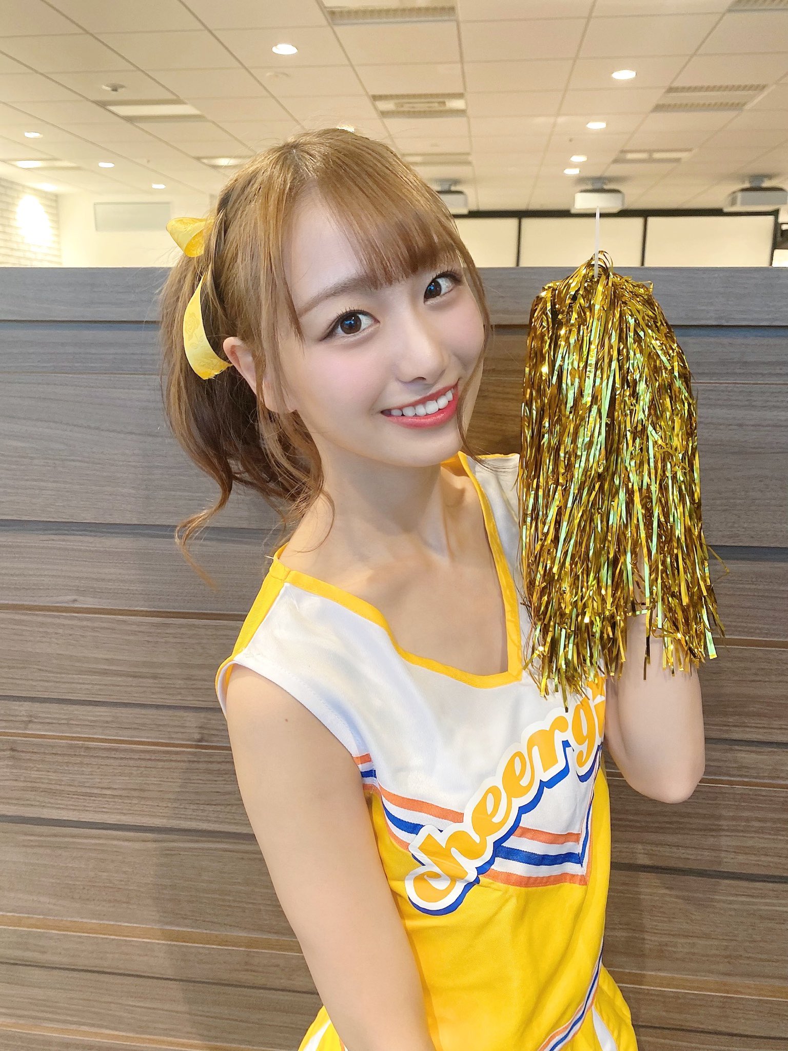 瀧脇笙古 Tシャツ 「気持ちだけでも一緒に走れるTシャツ２」 イエロー 商品詳細ページ | =LOVE OFFICIAL SHOP | 瀧脇 笙古プロデュース