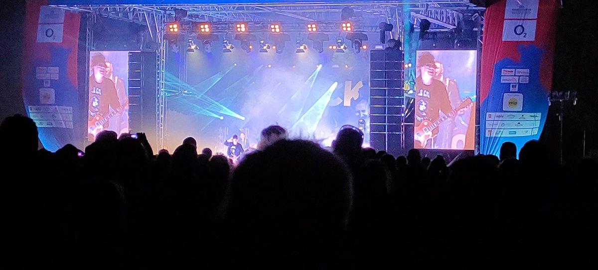 czech_grizzly's tweet photo. Včerejší https://t.co/cQZyrpUoYp Jo, dobrý to bylo, užil jsem si ... 
#veveri https://t.co/72bIeNLF2N