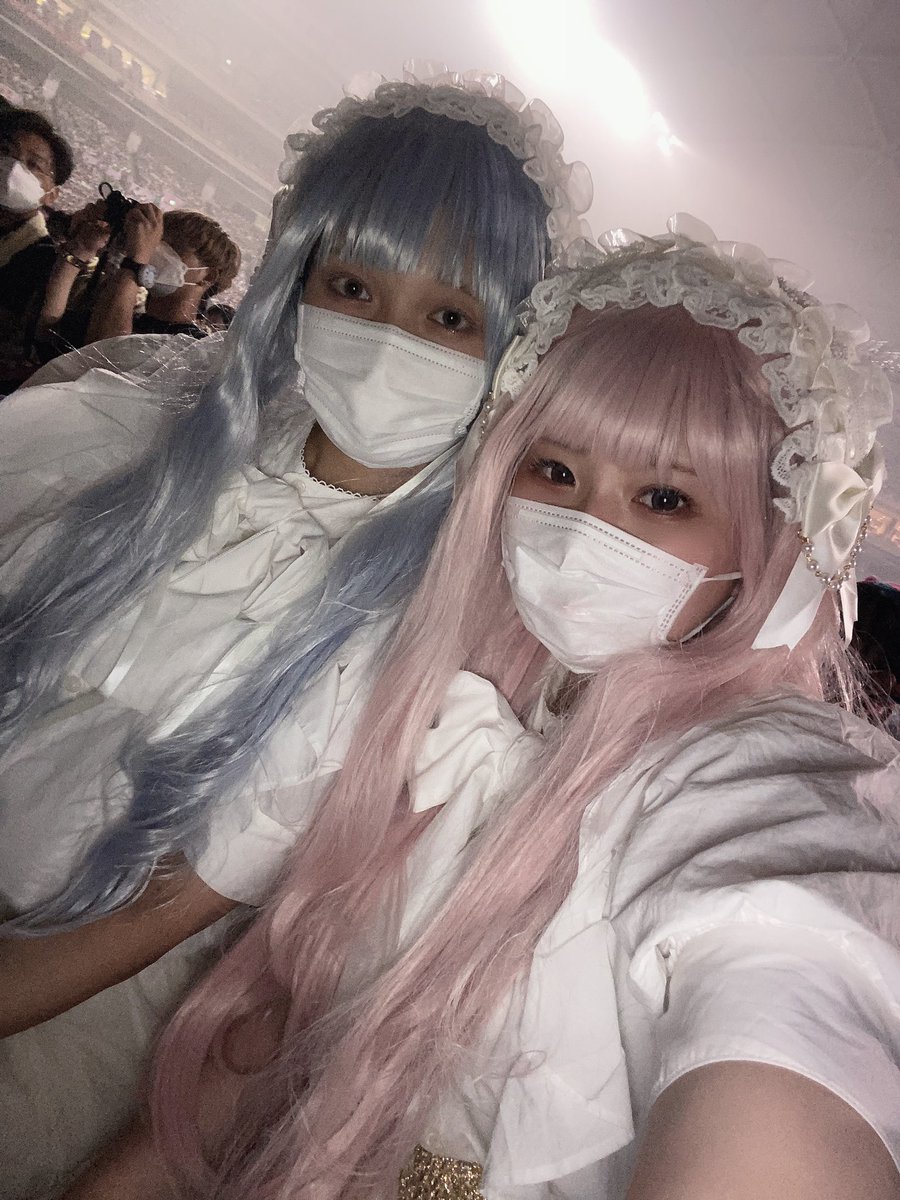 fromchiii's tweet photo. またゆっくり載せるけどやはり愛方と参戦しか勝たん💖👊
イメージは未来に居そうな双子でした♡
お人形さんにはなれなかったけど、自己満なのでおーるおっけー✨
また遊ぼうねみんなありがとう🤍 https://t.co/ywKNEMjq8f