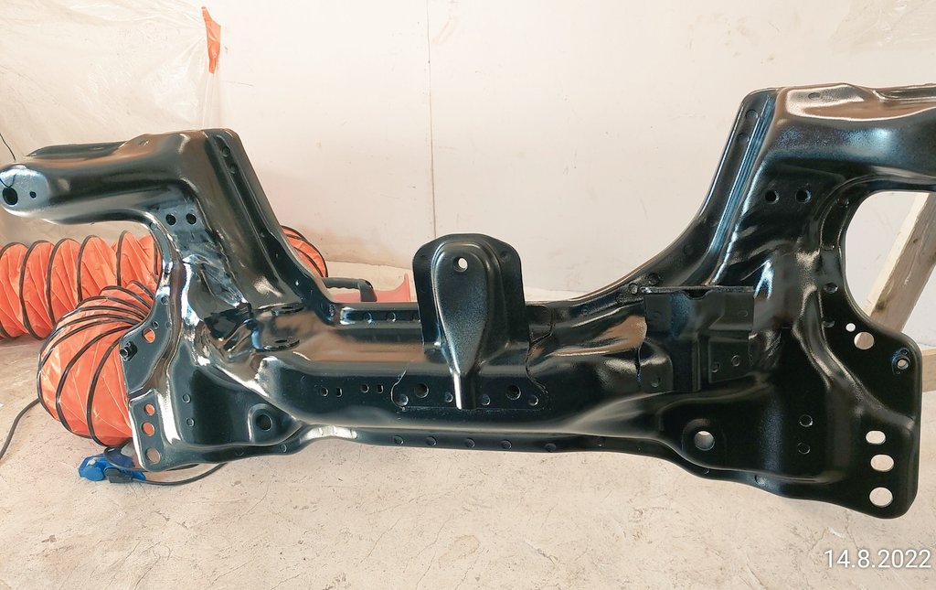 No nyt on #civic apurunkoa maalailtu! Temacoat RM40 tuntuu sopivan.