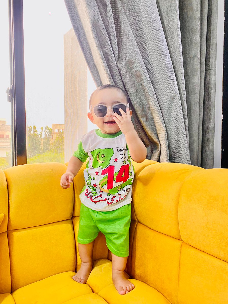saniyamirza2000's tweet photo. آزادی مبارک 💚
#75years #firstIndependenceDay https://t.co/xRNfqg7JgJ