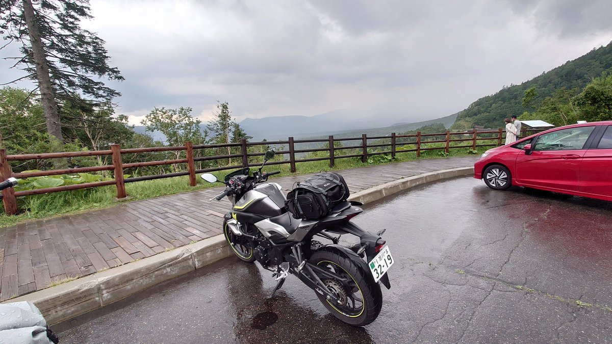 fumiMT07's tweet photo. 三国峠から上士幌町方向は雨でしたね、、、 https://t.co/JNt8C6vLnc