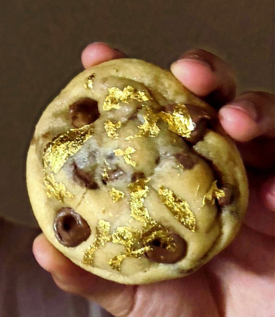Which human have golden cookie? I trade for #$ETH argheyummyarhhyumeyy