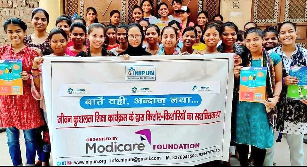 InfoNipun's tweet photo. #BateVahiAndazNaya - #LifeSkillsTraining for #Adolescents
#NIPUN in collaboration with #ModiCareFoundation organised a 4 days training programme on Life Skills for adolescent girls during the month of June 2022. https://t.co/UcT7TGSAQ5