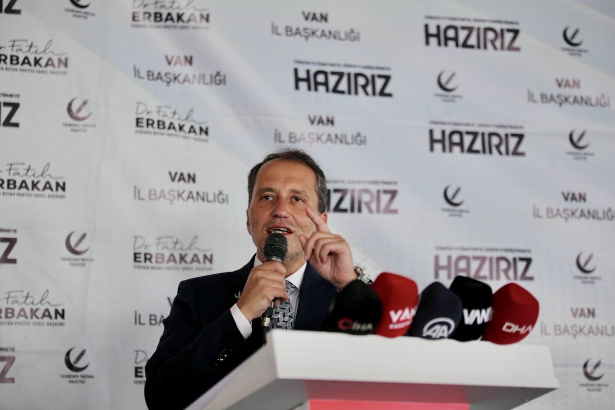 erbakanfatih's tweet photo. Van il kongremizi gerçekleştirdik, bizleri bağrına basan Van halkına ve tüm teşkilatlarımıza teşekkür ediyoruz. Kongremizde il başkanlığına seçilen Göksel Yarız başkanımızı ve yönetimini tebrik ediyor, başarılar diliyoruz. https://t.co/K6HVoODhZx