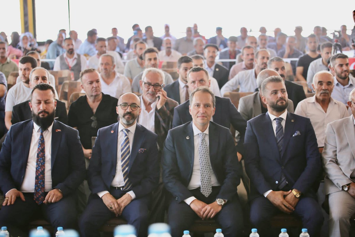 erbakanfatih's tweet photo. Van il kongremizi gerçekleştirdik, bizleri bağrına basan Van halkına ve tüm teşkilatlarımıza teşekkür ediyoruz. Kongremizde il başkanlığına seçilen Göksel Yarız başkanımızı ve yönetimini tebrik ediyor, başarılar diliyoruz. https://t.co/K6HVoODhZx