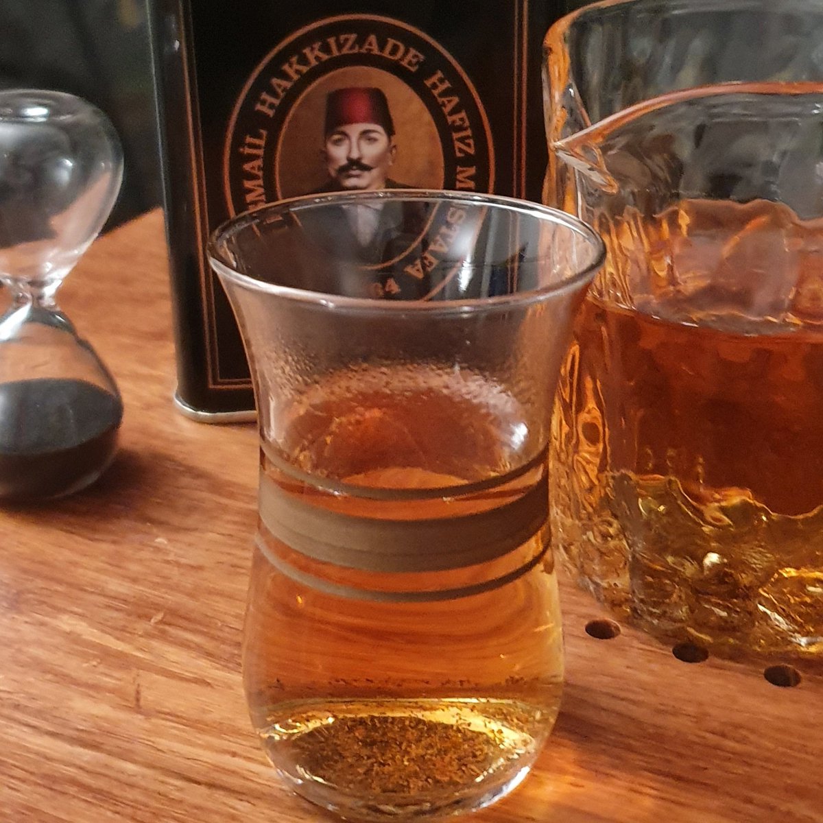 erwin_renaldi's tweet photo. The famous Turkish tea with tea leaves grown in Black Sea region by the iconic Hafiz Mustafa Istanbul is now available in Melbourne 😍
#TeaAtHome https://t.co/ycGhSjavzk