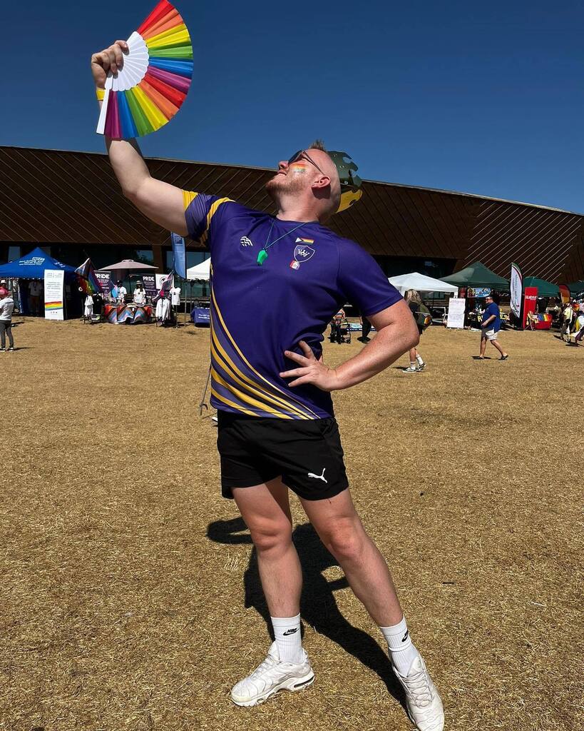 samuelbiscoe's tweet photo. Fabulous day at my first @colchester.pride and incredibly proud to represent @colchesterkings in their first outing as a team 🏳️🌈👑🏳️⚧️💜
#gaycolchester #colchesterpride #gayessex #inclusiverugby #trywithpride #pride #gay #gaypride #lgbt #lgbtq #proud #… https://t.co/JS1DaXFMT4 https://t.co/PHYU5XcWzF