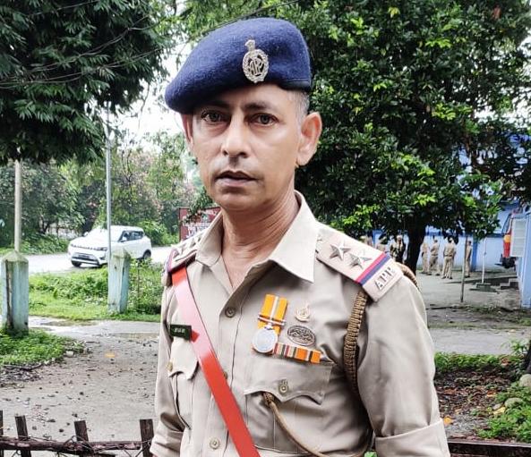 ArunachalPolice's tweet photo. Sh Biplab Roy and Sh. Gambo Tade Koj, both Station Officers of the AP Fire Service, have been awarded the Fire Service Medal for Meritorious Service - 2022. Congratulations, and best wishes!
@BrigMishra
@PemaKhanduBJP
@felix_bamang https://t.co/uuv28NsyPS